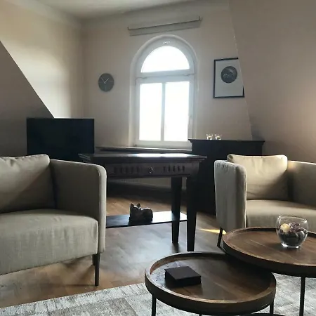 Westtor Apartment *